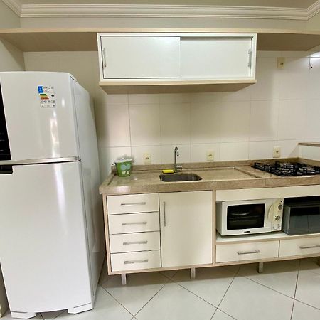 Res. Nona Martha Apartment Бомбиняс Екстериор снимка