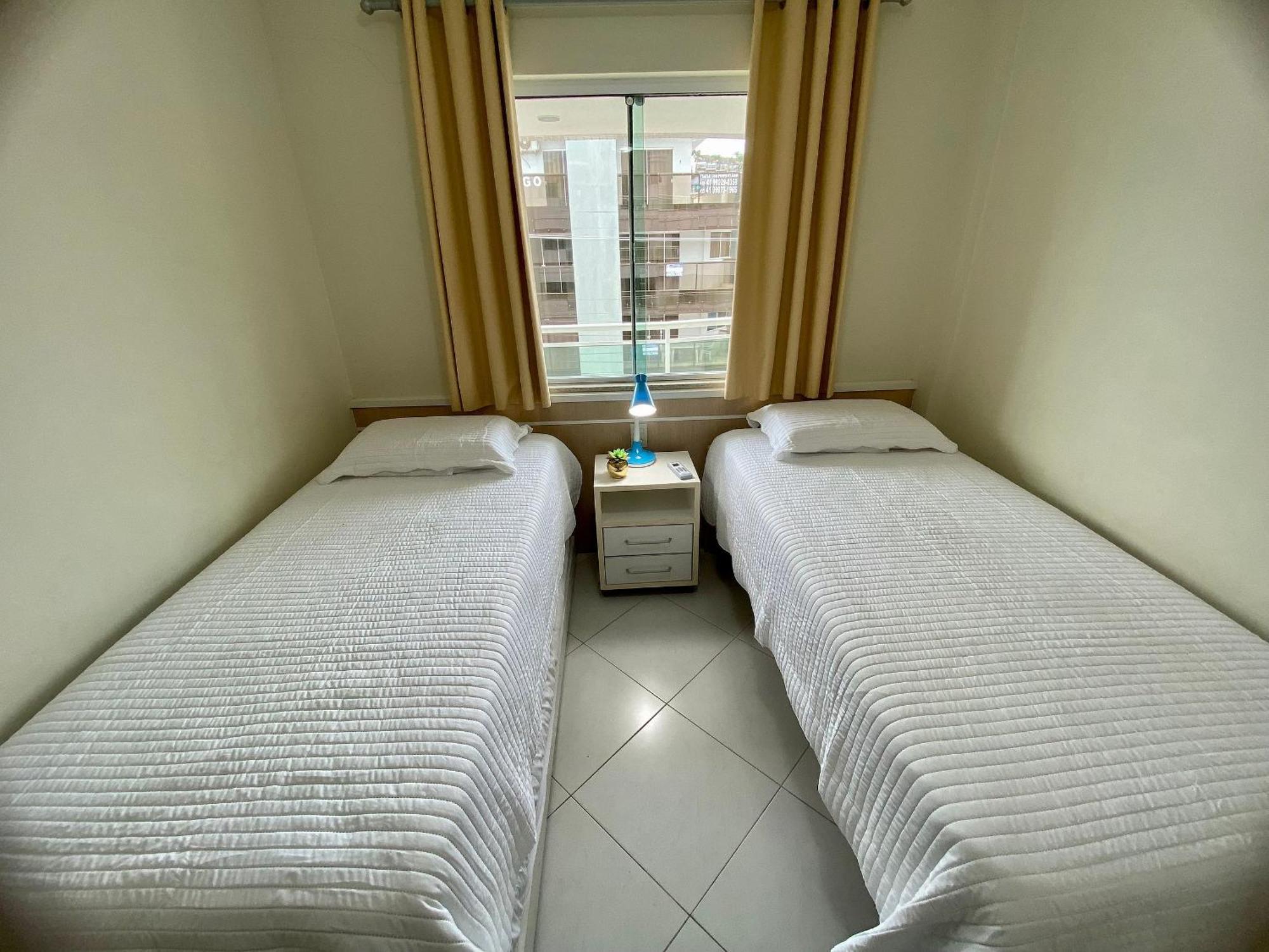 Res. Nona Martha Apartment Бомбиняс Екстериор снимка