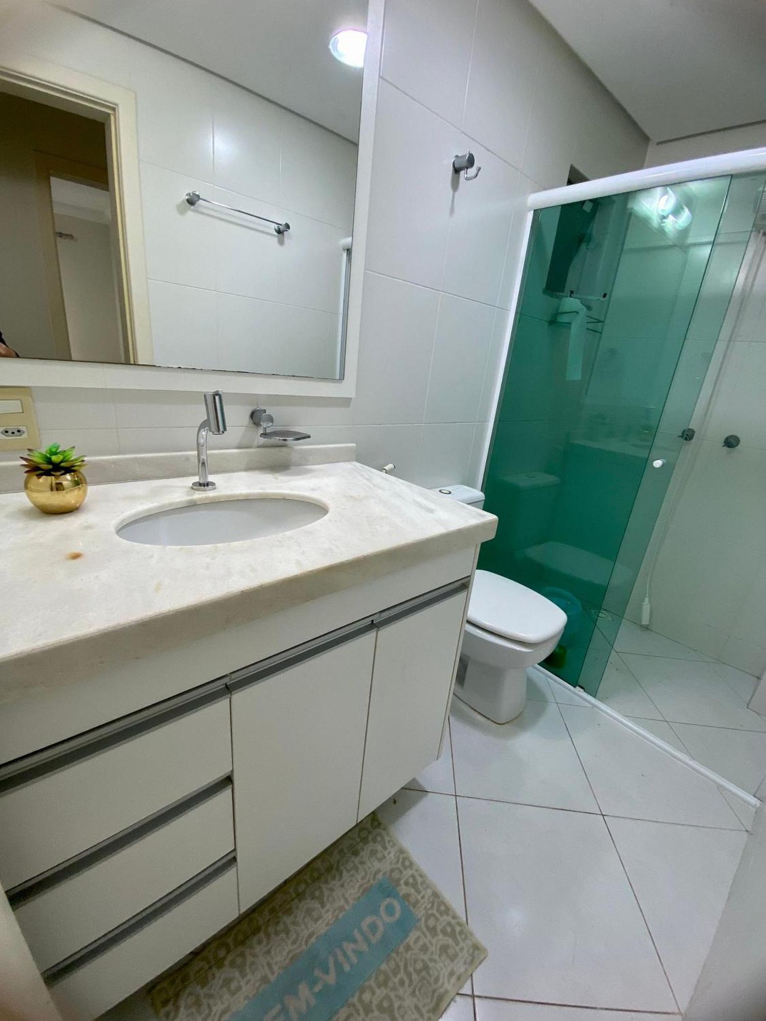 Res. Nona Martha Apartment Бомбиняс Екстериор снимка