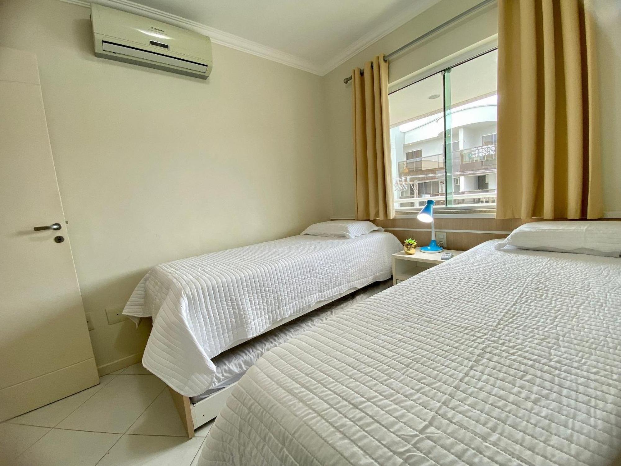 Res. Nona Martha Apartment Бомбиняс Екстериор снимка